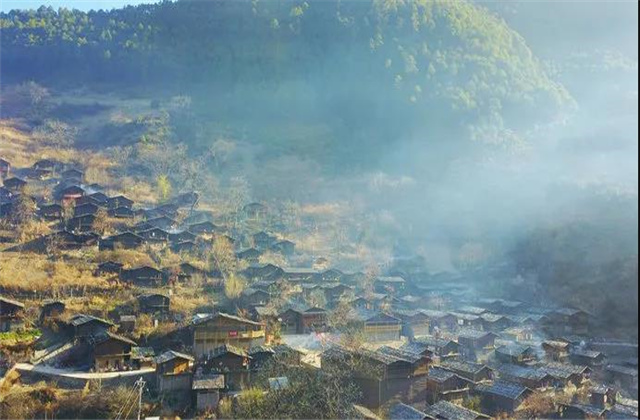 云南這個小村寨，擁有最美的風(fēng)景和最濃郁的風(fēng)情