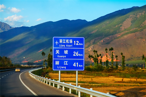 麗江文海，盛夏又美麗又涼快，美麗的夏季在麗江度過！